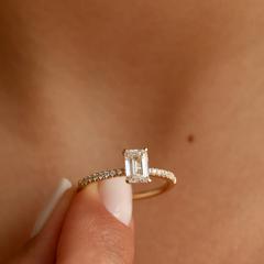 Nangi fine jewelry - white lab-grown diamond ring in gold