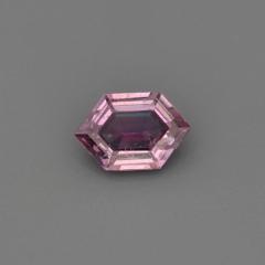 Nangi fine jewelry - pink gemstone in gold