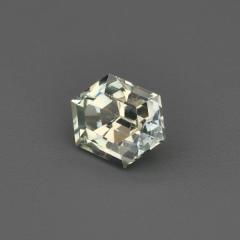 Nangi fine jewelry - blue gemstone in gold