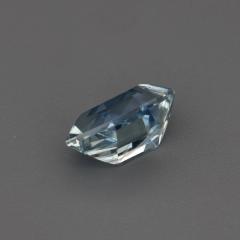 Nangi fine jewelry - blue gemstone in gold