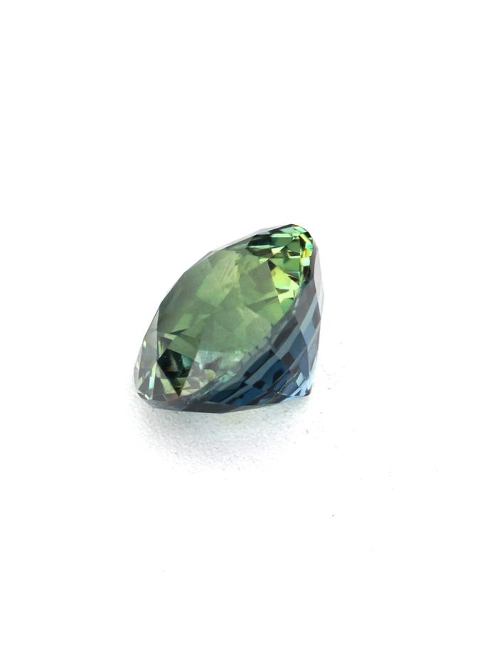 Nangi fine jewelry - blue gemstone in gold