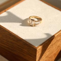 Nangi fine jewelry - white ring in gold