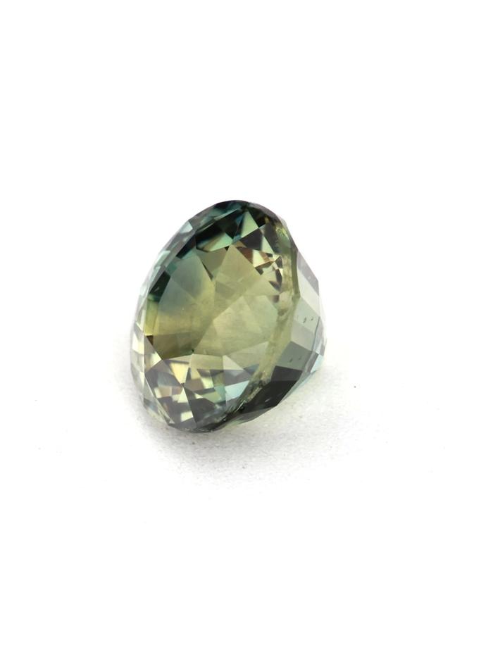 Nangi fine jewelry - green gemstone in gold