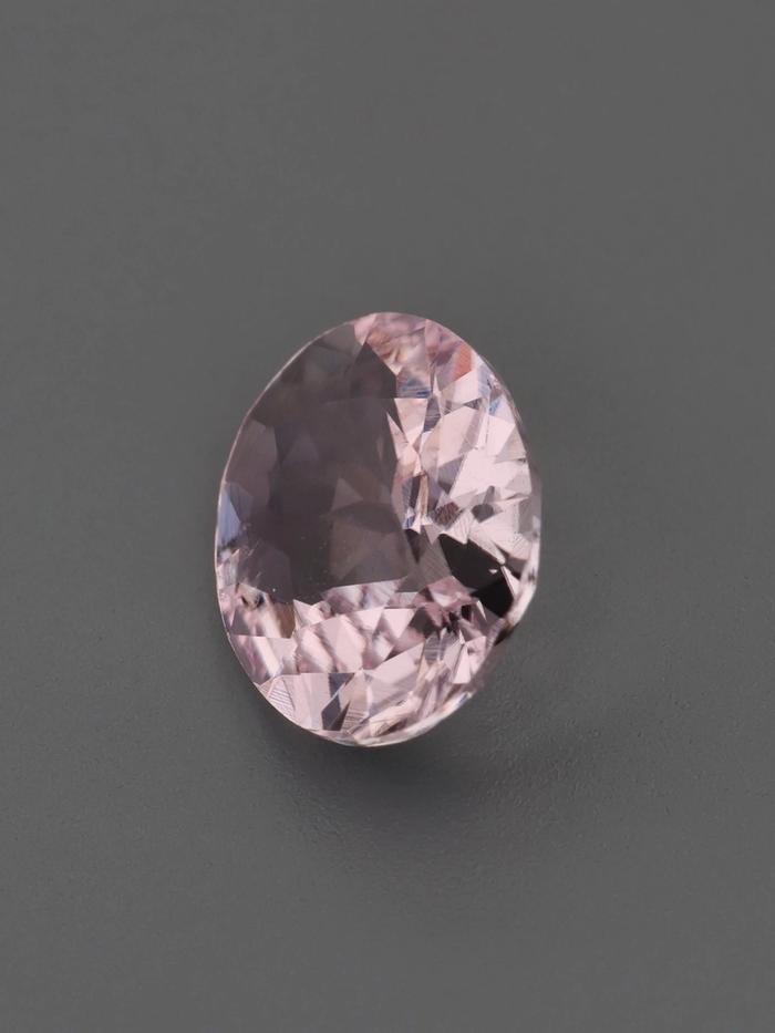 Nangi fine jewelry - pink gemstone in gold