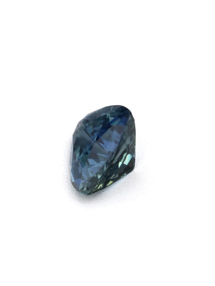 Nangi fine jewelry - blue gemstone in gold