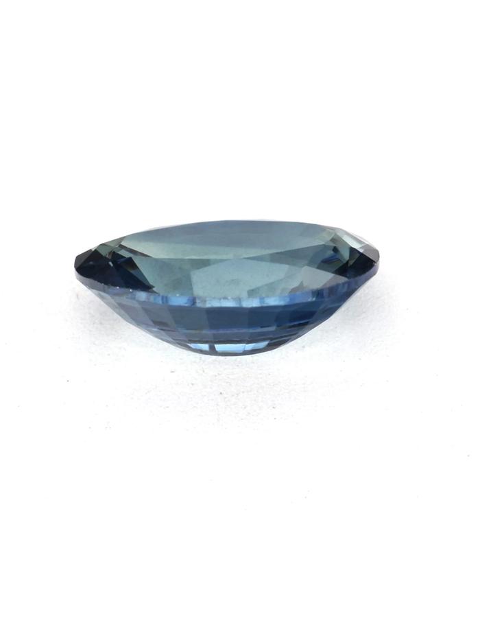Nangi fine jewelry - blue sapphire gemstone in gold
