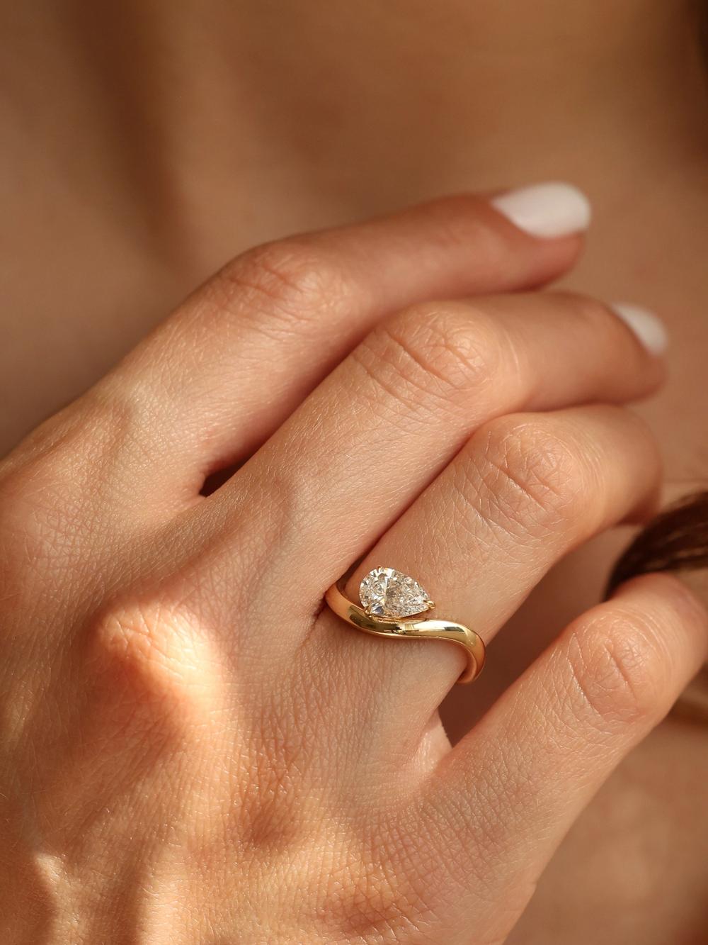 Serendip Wave Diamond Ring