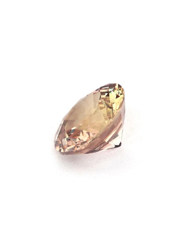 Nangi fine jewelry - pink gemstone in gold
