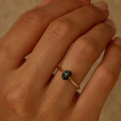 Nangi fine jewelry - teal sapphire ring in yellow gold