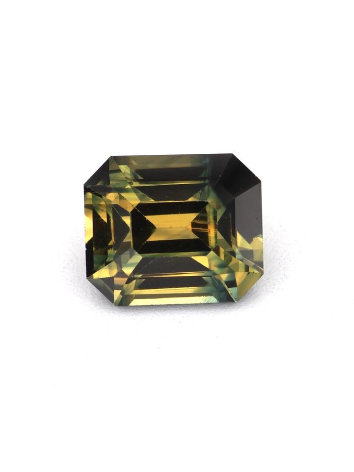 Nangi fine jewelry - brown sapphire gemstone in gold