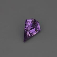 Nangi fine jewelry - purple gemstone in gold