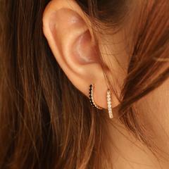Nangi fine jewelry - white earring in yellow gold