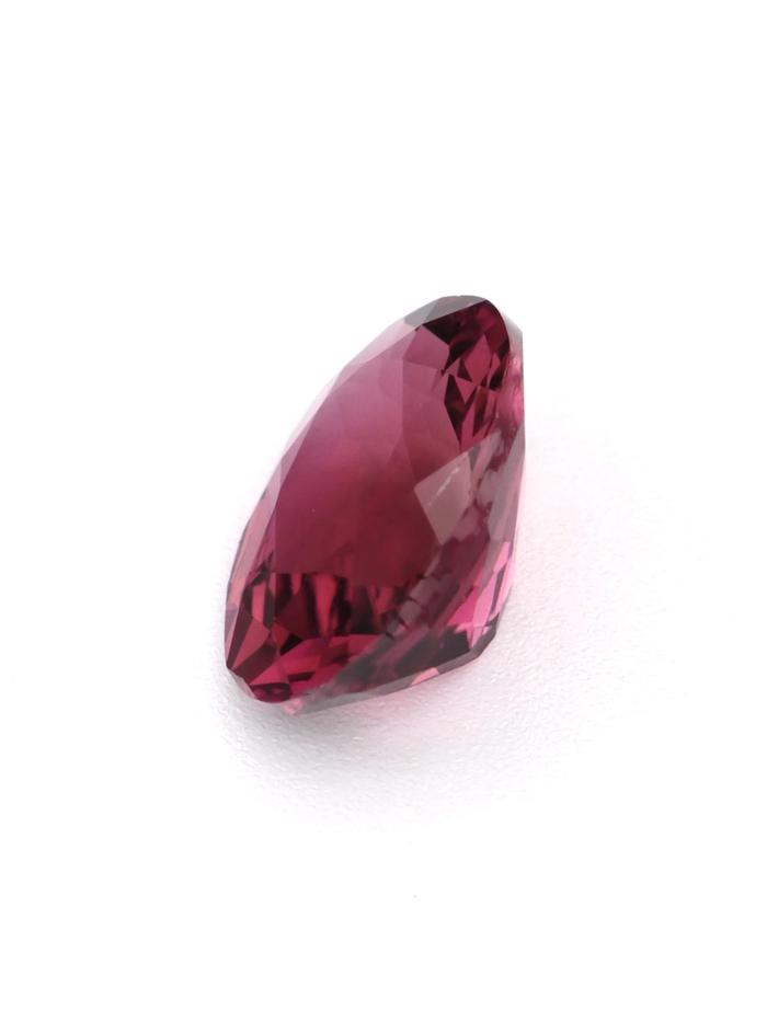 Nangi fine jewelry - pink gemstone in gold