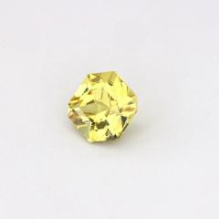 Nangi fine jewelry - yellow gemstone in gold