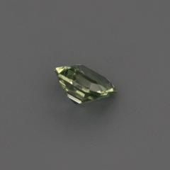 Nangi fine jewelry - green gemstone in gold