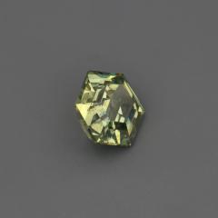 Nangi fine jewelry - green gemstone in gold