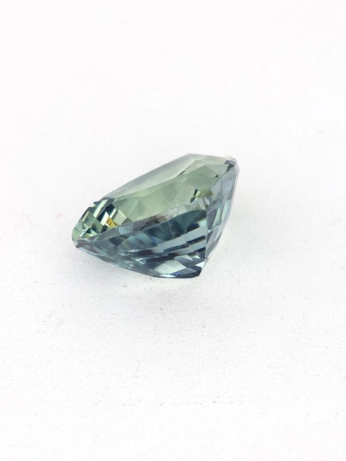 Nangi fine jewelry - blue gemstone in gold
