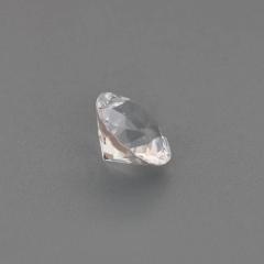 Nangi fine jewelry - white gemstone in gold