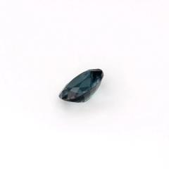 Nangi fine jewelry - blue sapphire gemstone in gold