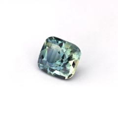 Nangi fine jewelry - green sapphire gemstone in gold