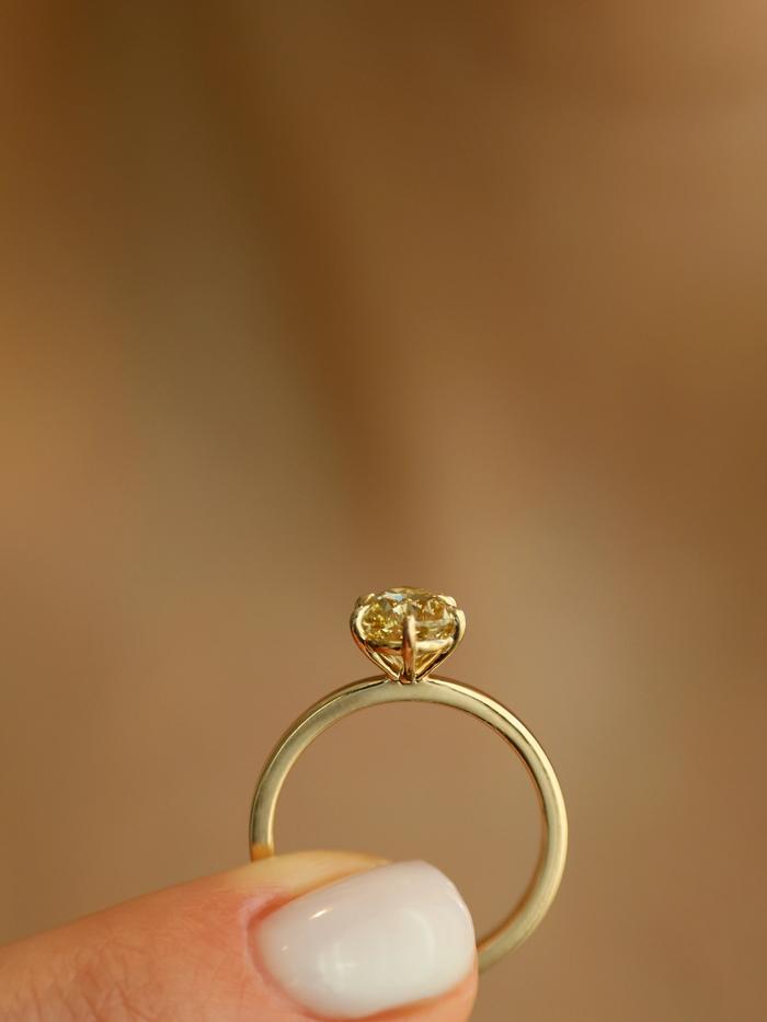Nangi fine jewelry - lab-grown diamond ring in yellow gold