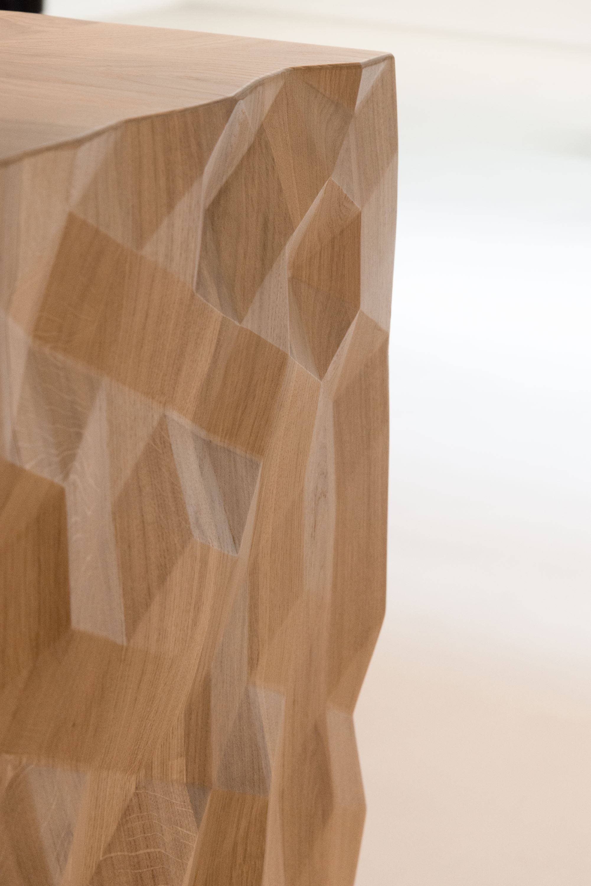Formfeld 2 structure- detail in solid oak