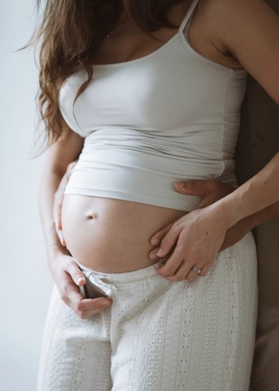 Detail of pregnancy bump