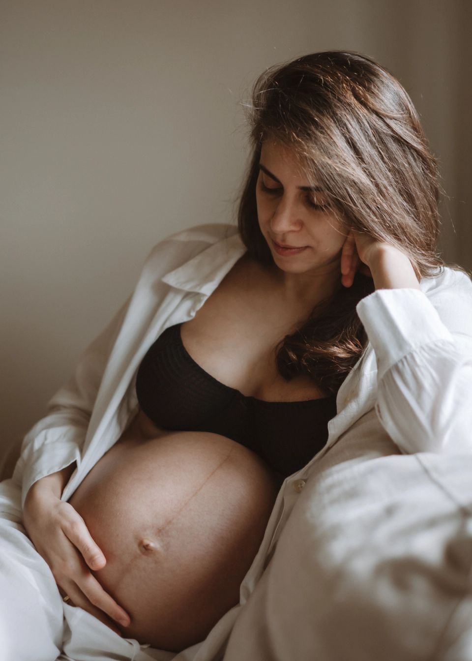 Pregnancy photography with Rhiannon Emma