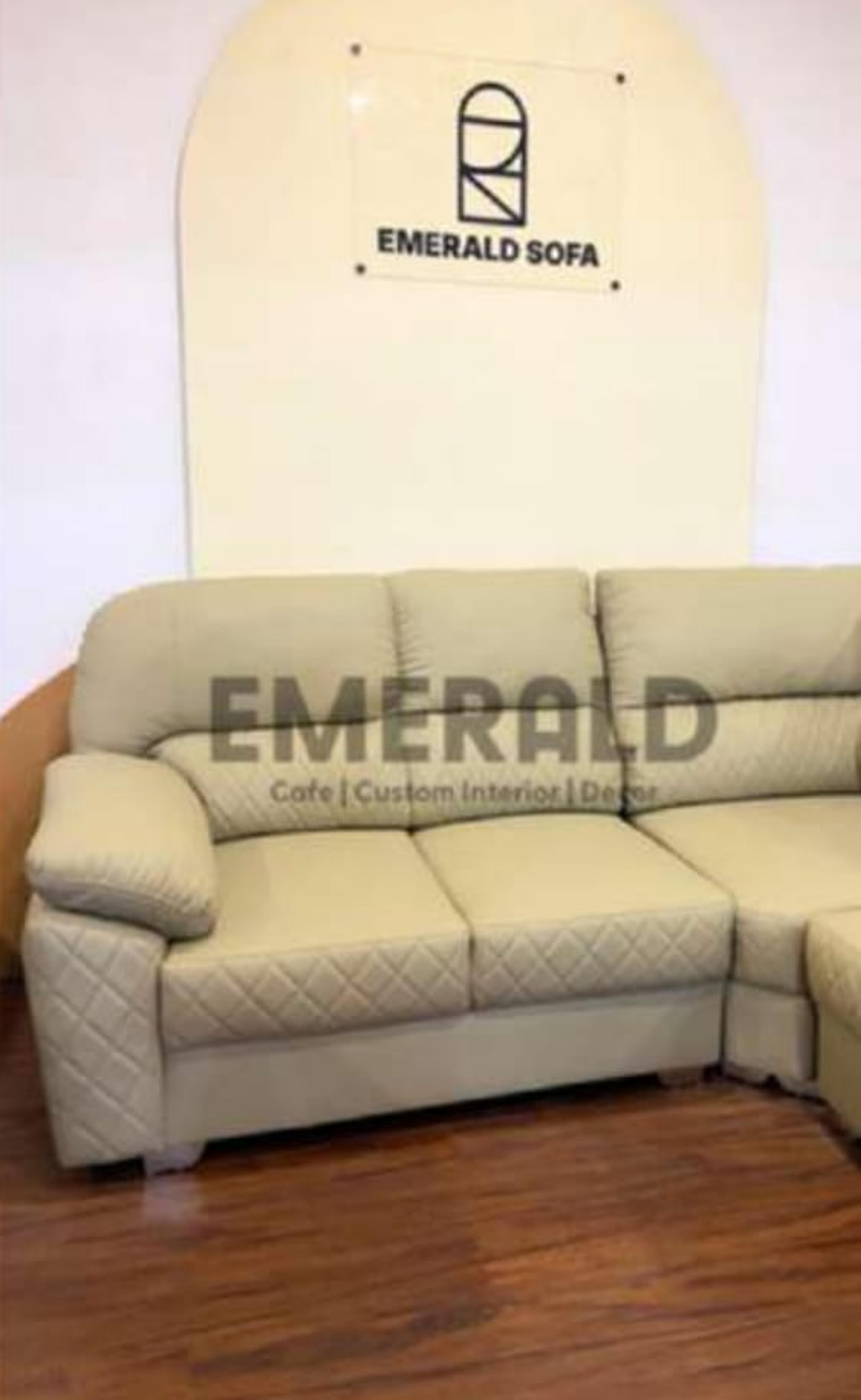 Sudut Boston — Emerald Sofa