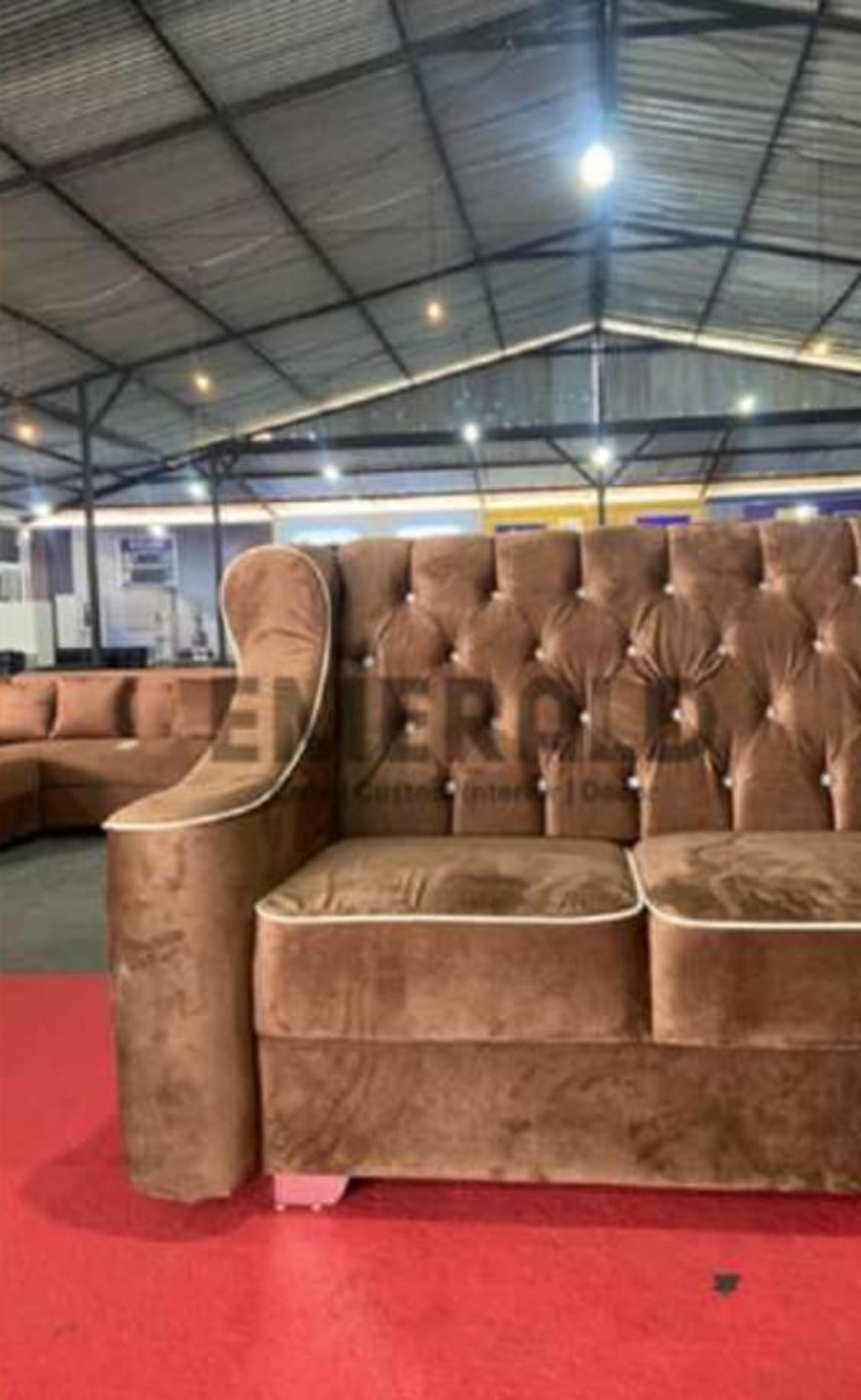 32 Stool Barcelona — Emerald Sofa