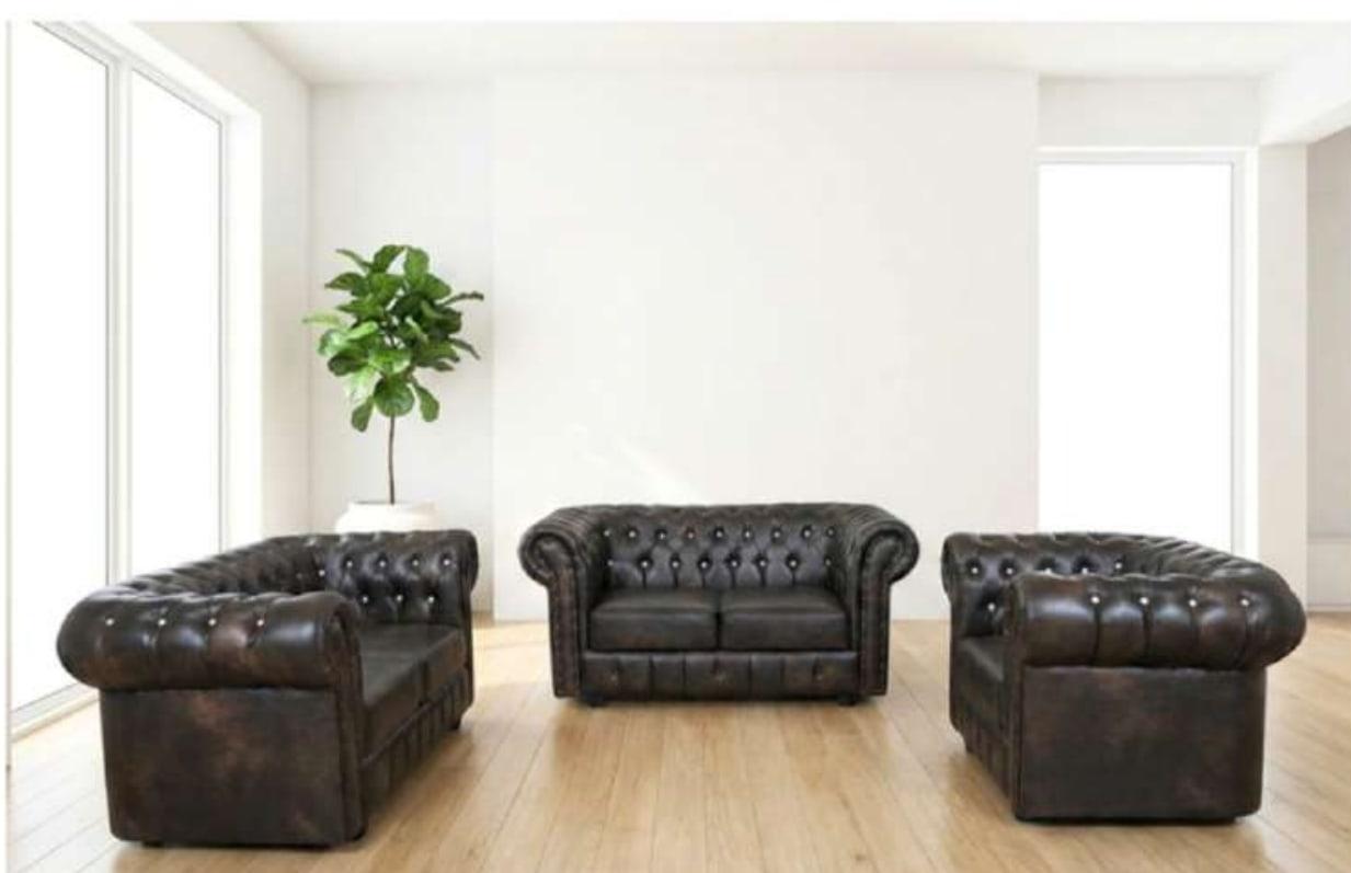 221 Pajero — Emerald Sofa
