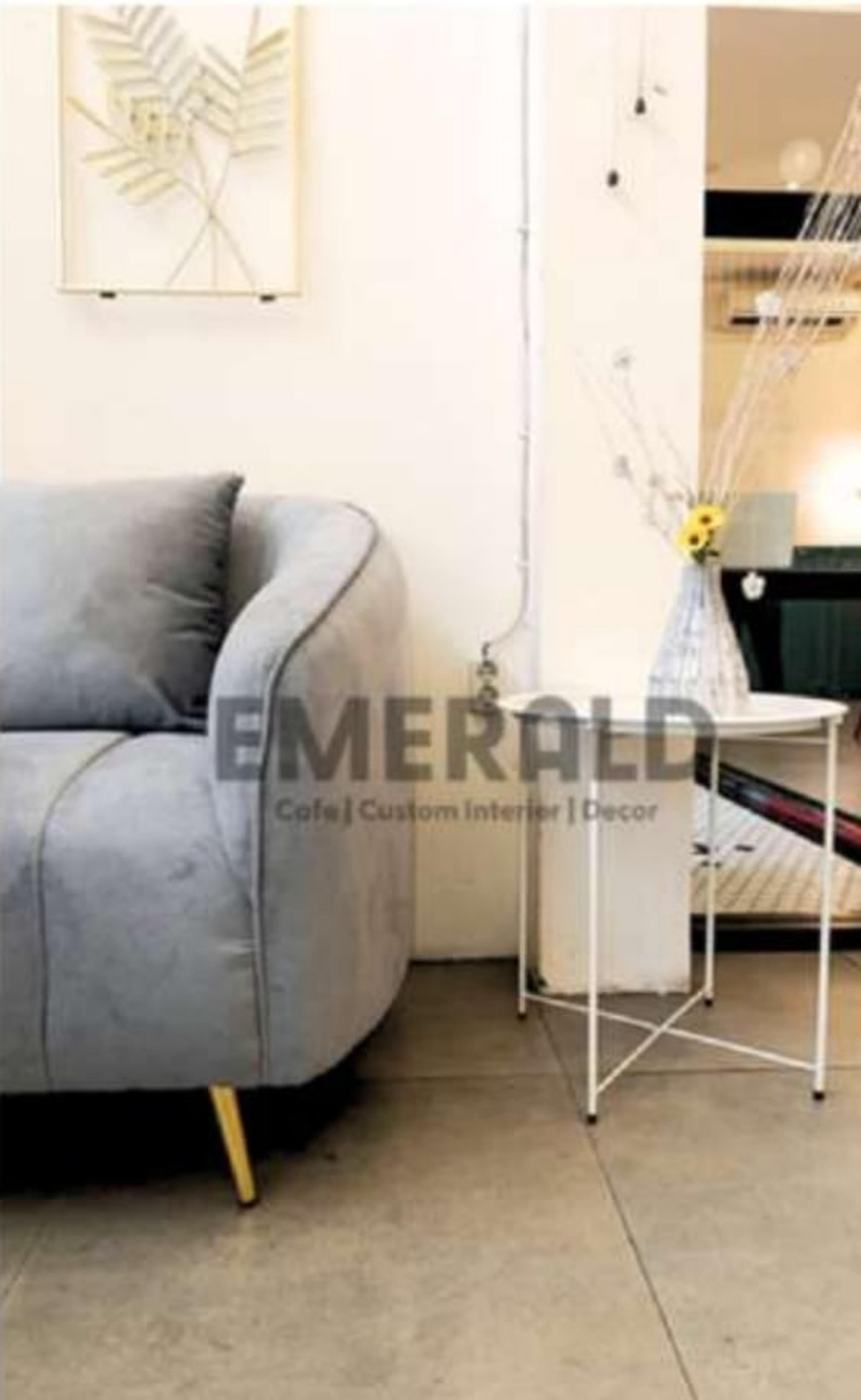 31 Alexis — Emerald Sofa