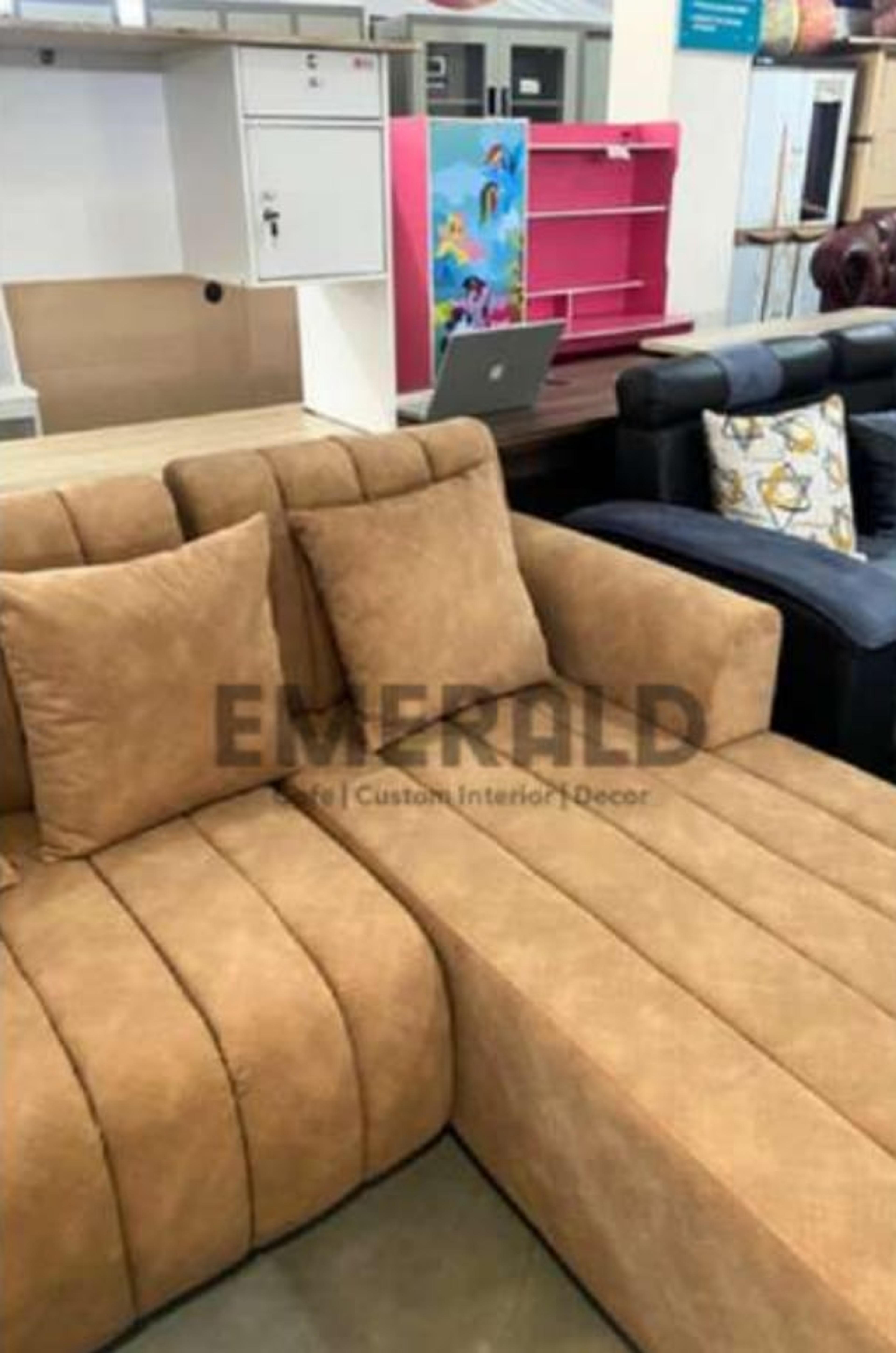 Sudut Siera — Emerald Sofa
