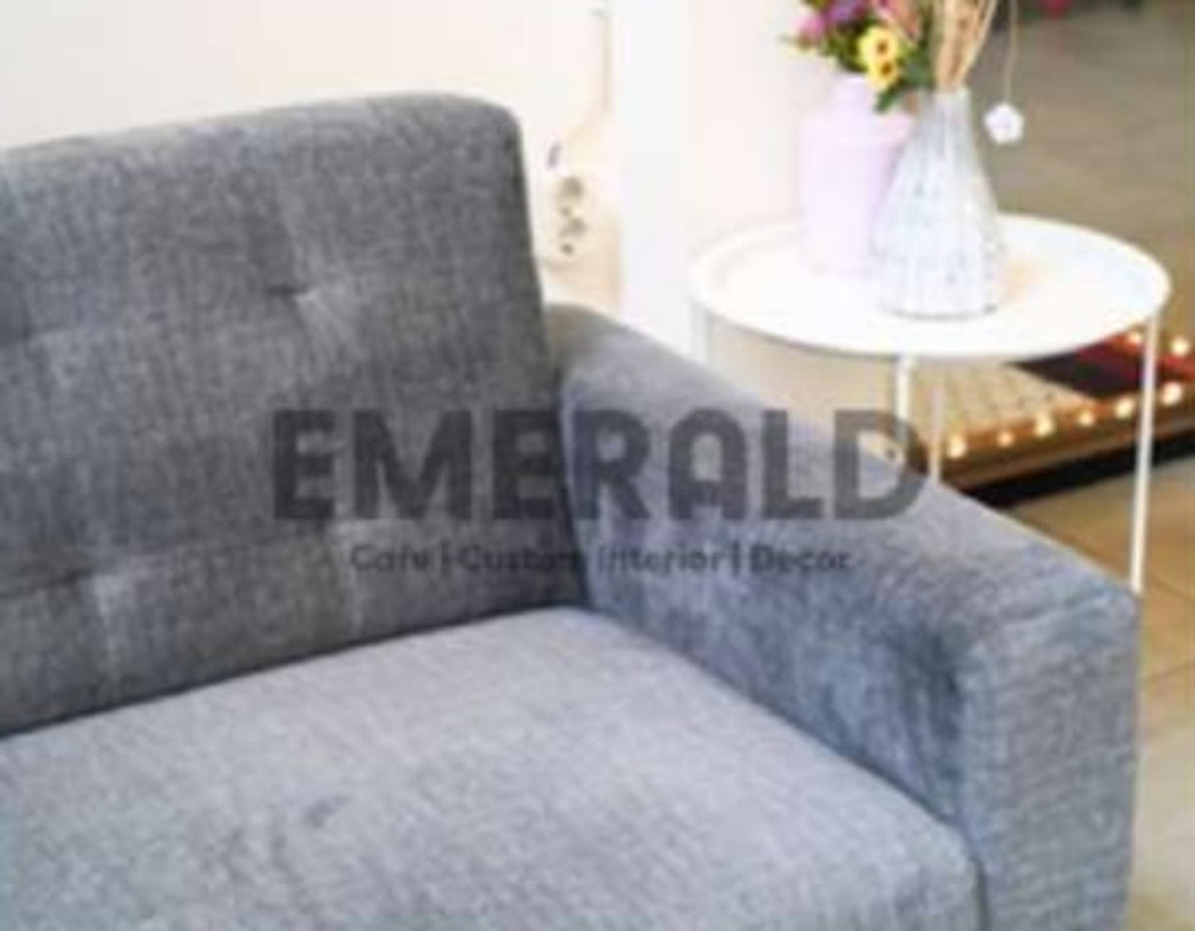 2 Seat Tokyo — Emerald Sofa