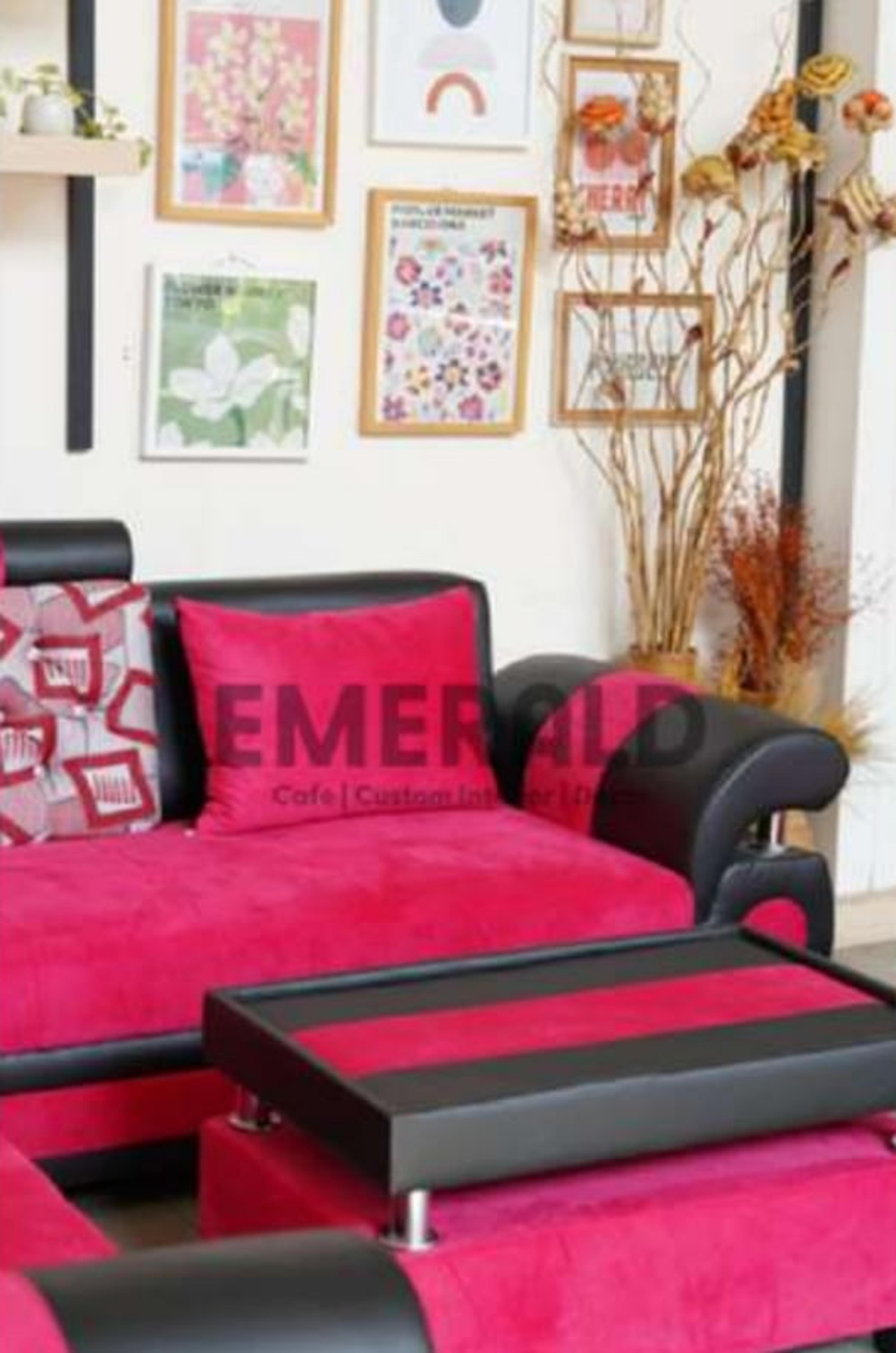 Sudut Kira — Emerald Sofa