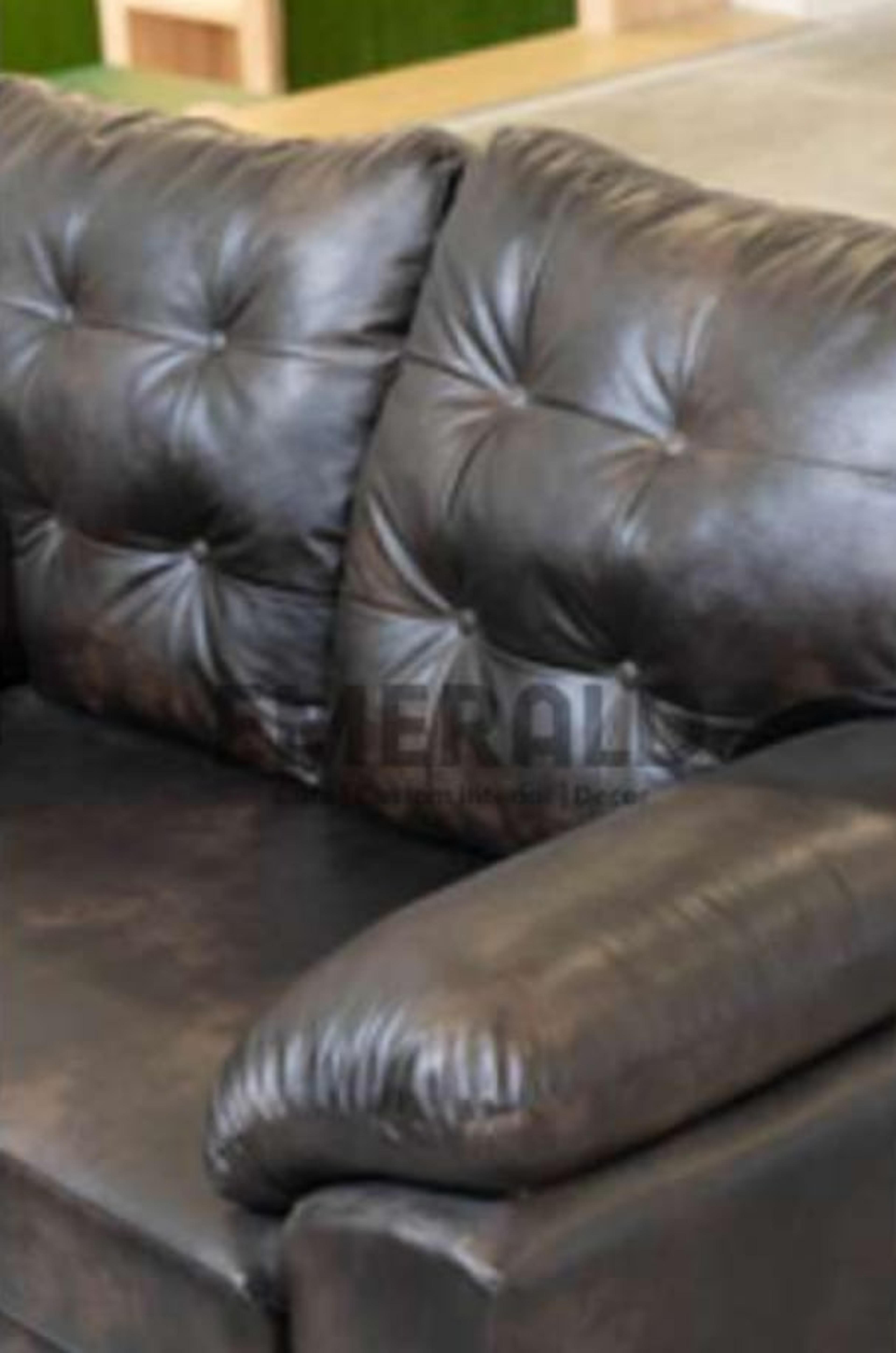 321 Detroit Reborn — Emerald Sofa