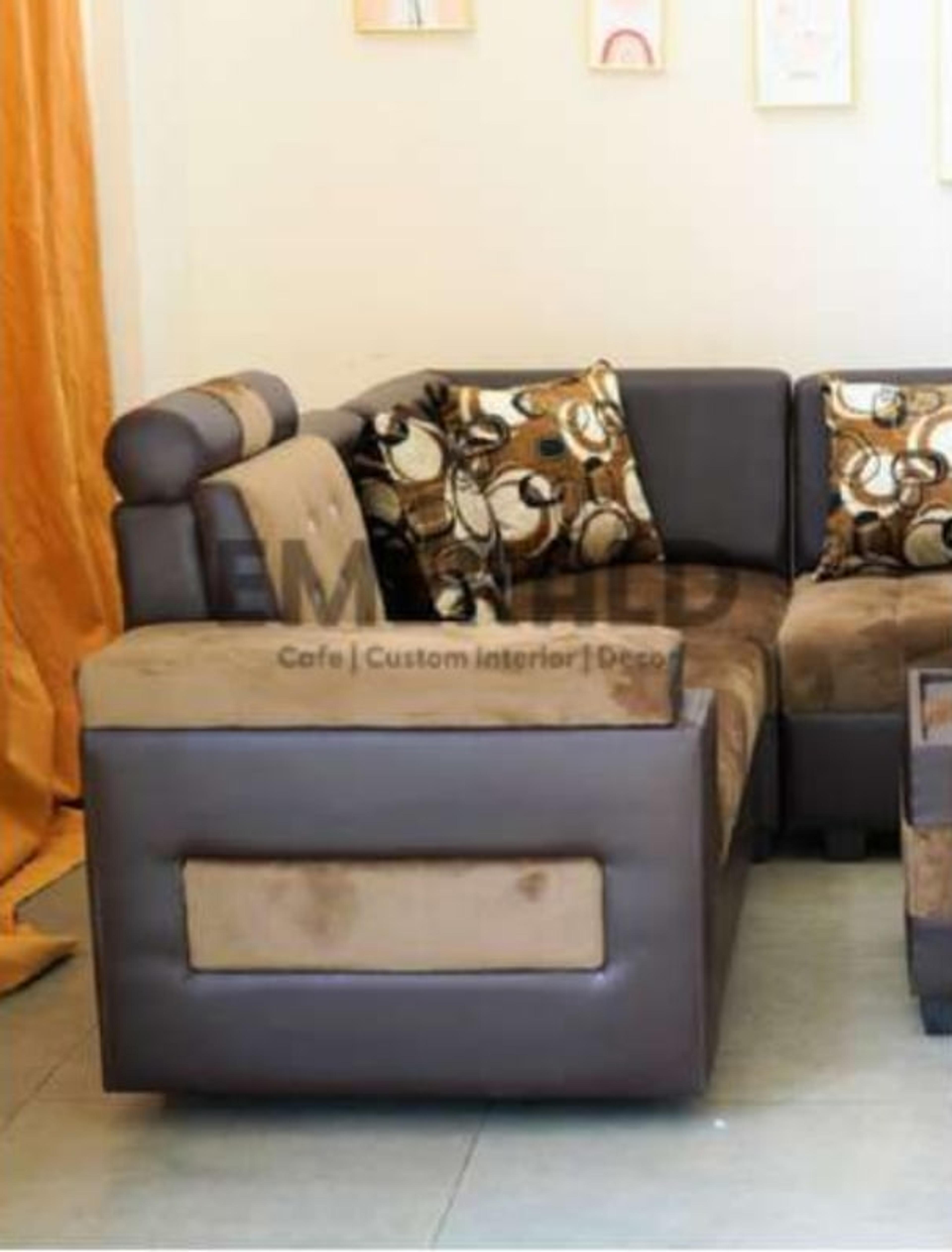 Sudut Kimi — Emerald Sofa