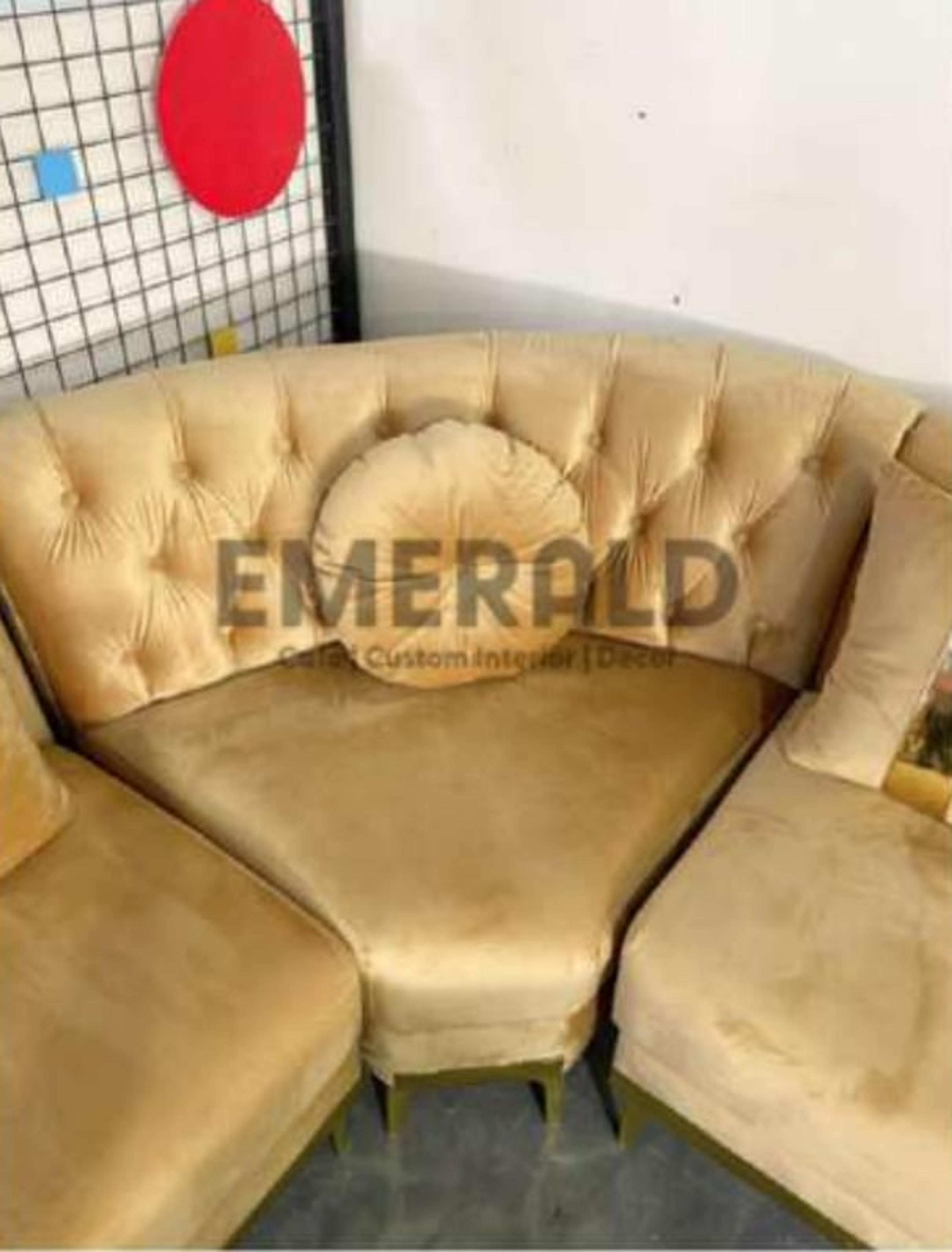 Sudut Luxury — Emerald Sofa