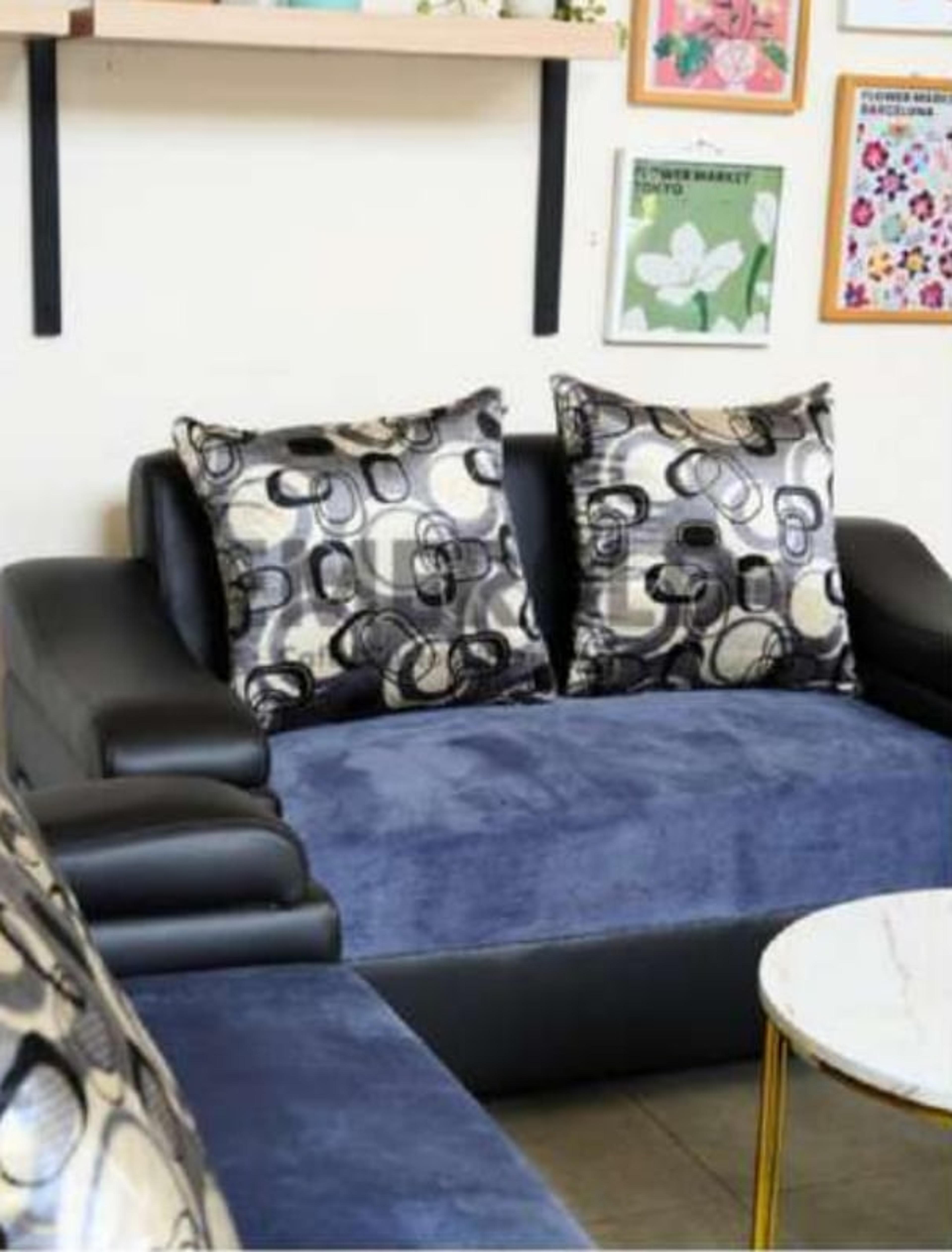 221 Excelent — Emerald Sofa