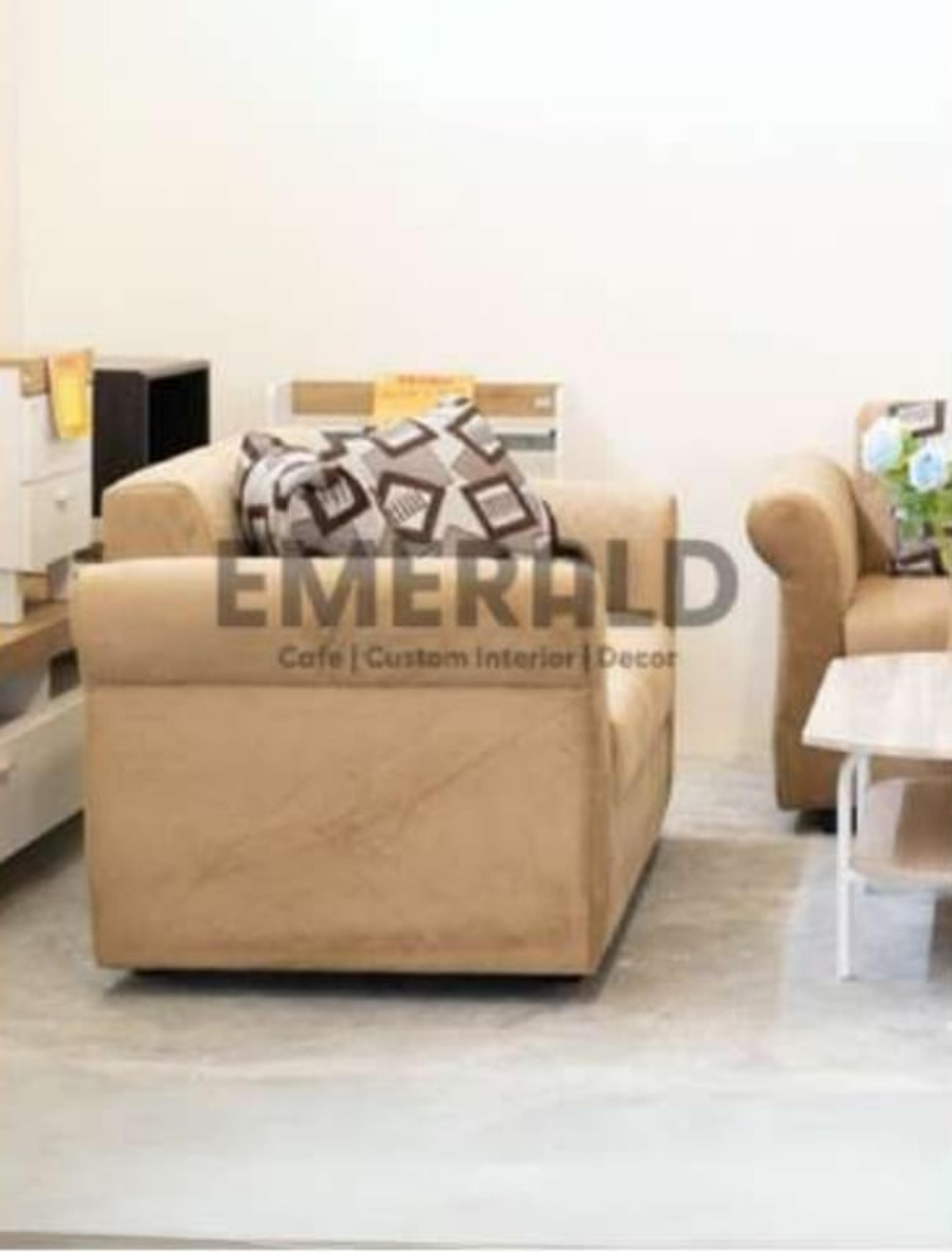 221 Orchid — Emerald Sofa