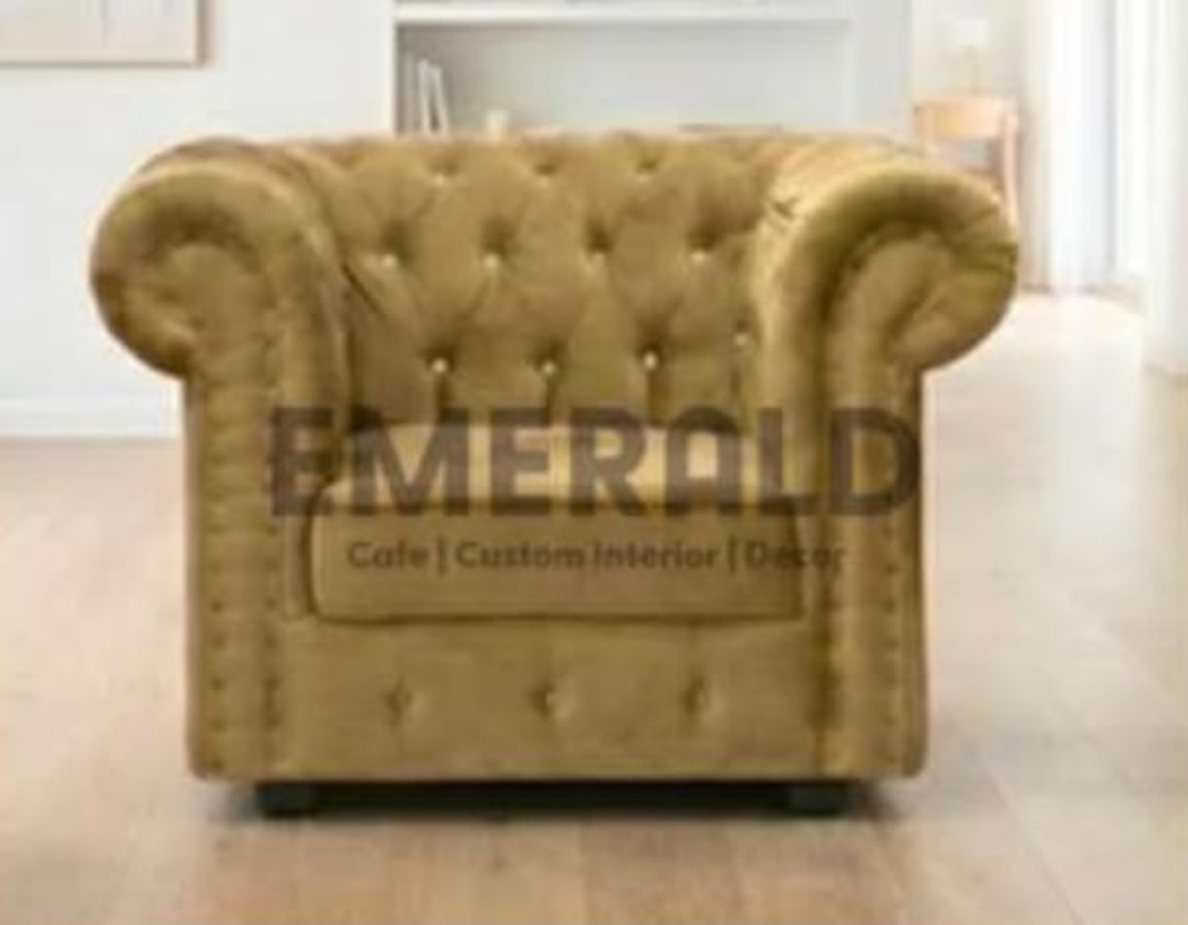 321 Pajero — Emerald Sofa