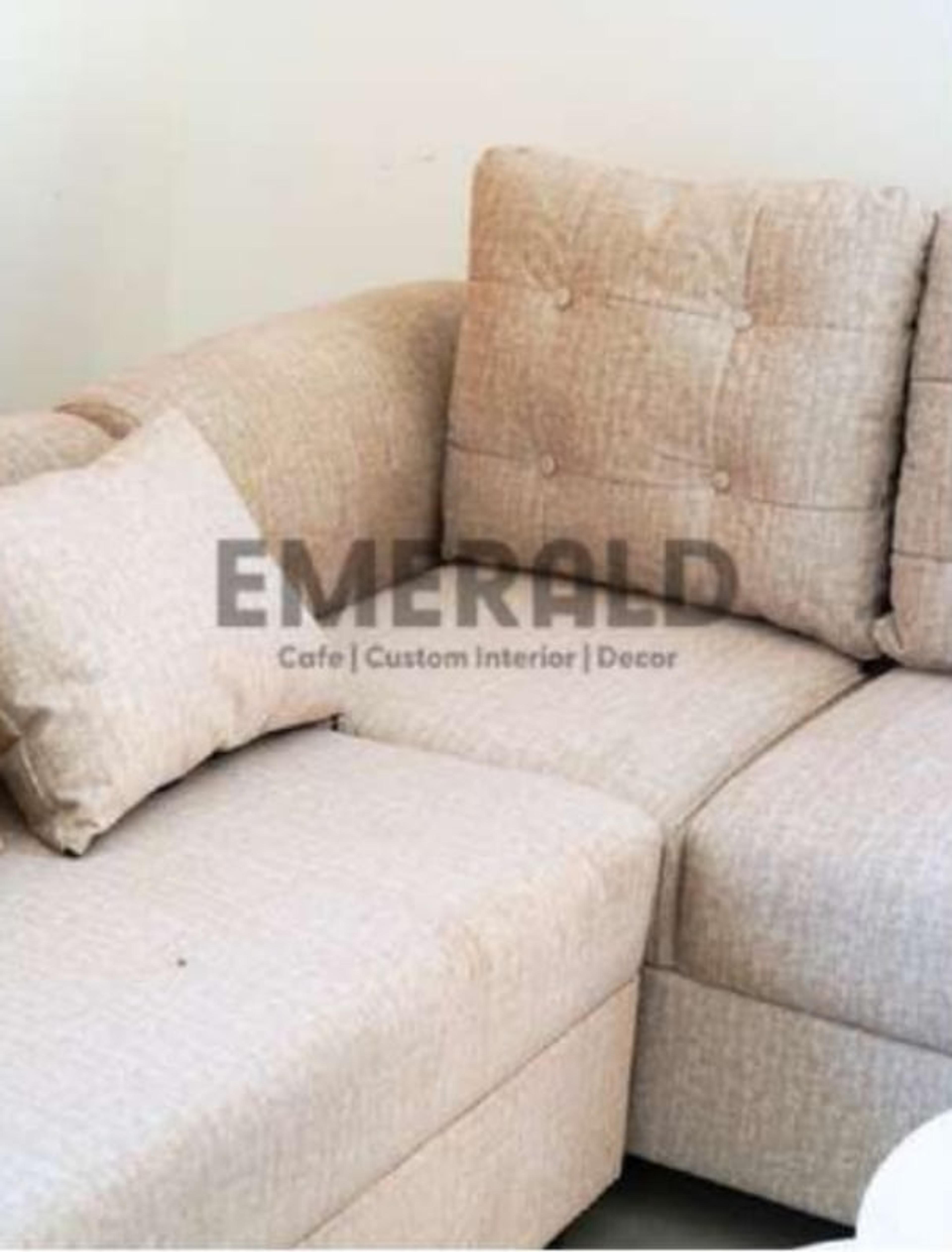 Sudut Origin — Emerald Sofa