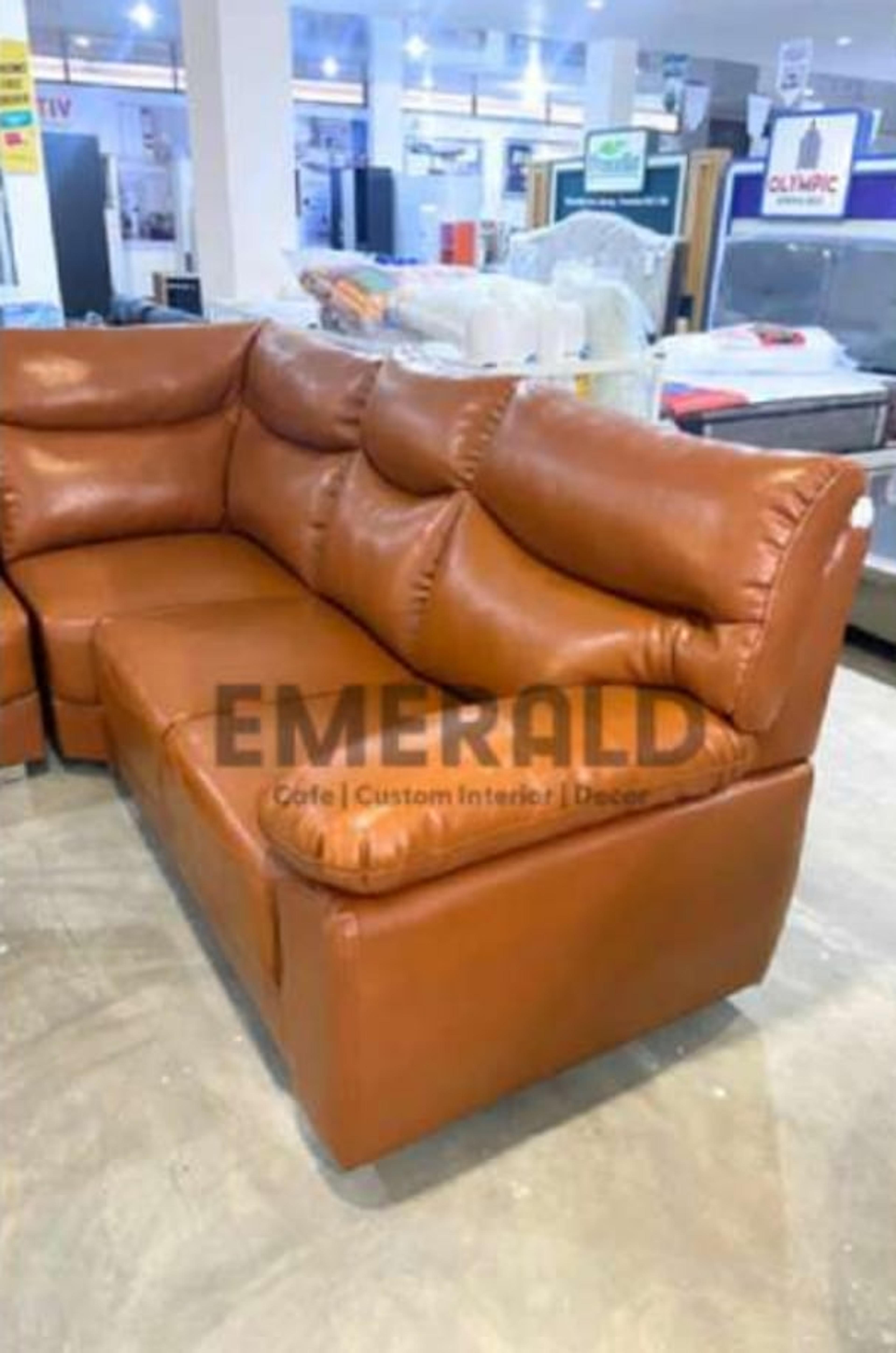 Sudut Verona — Emerald Sofa