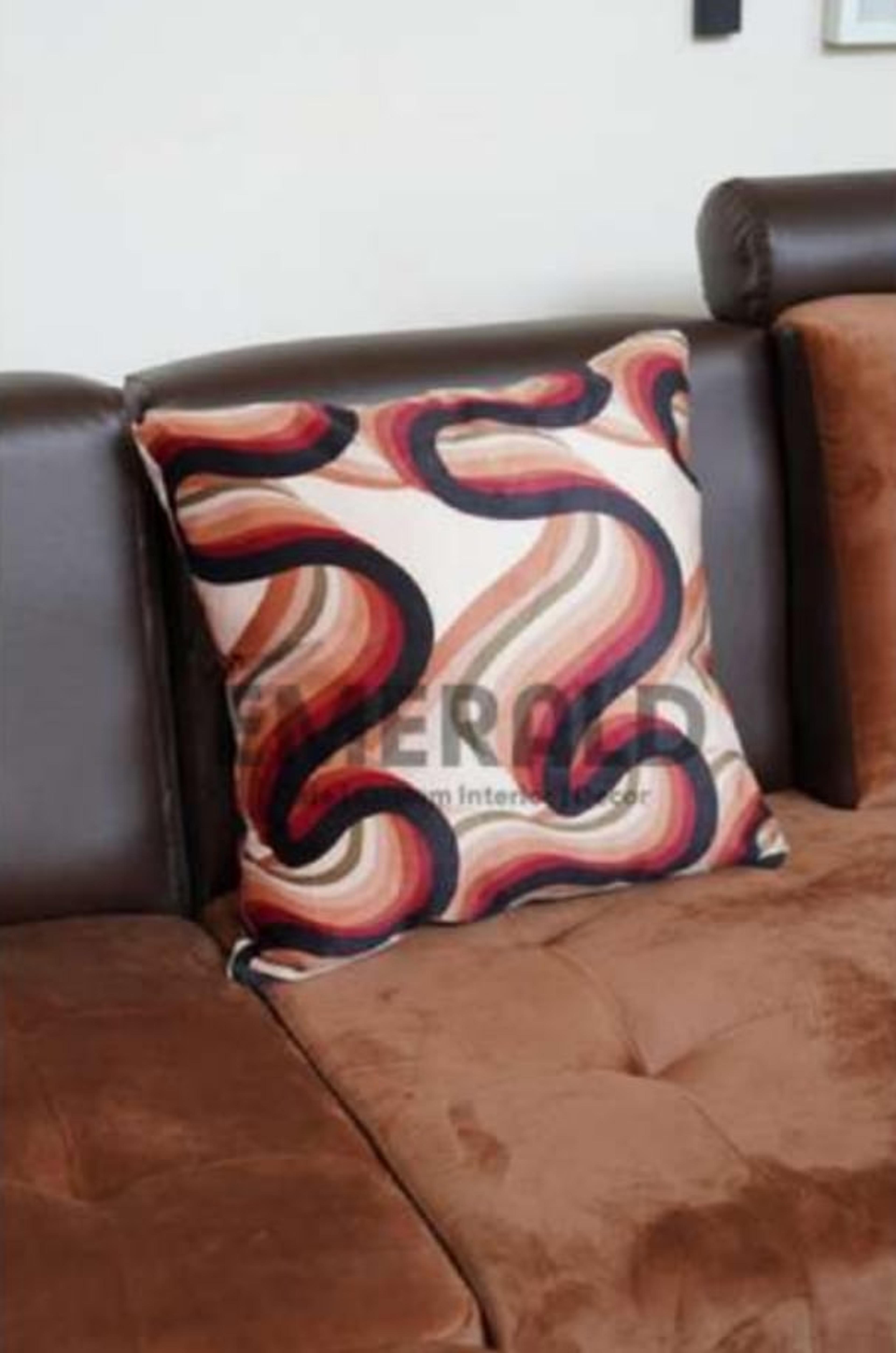 Sudut Kirana — Emerald Sofa