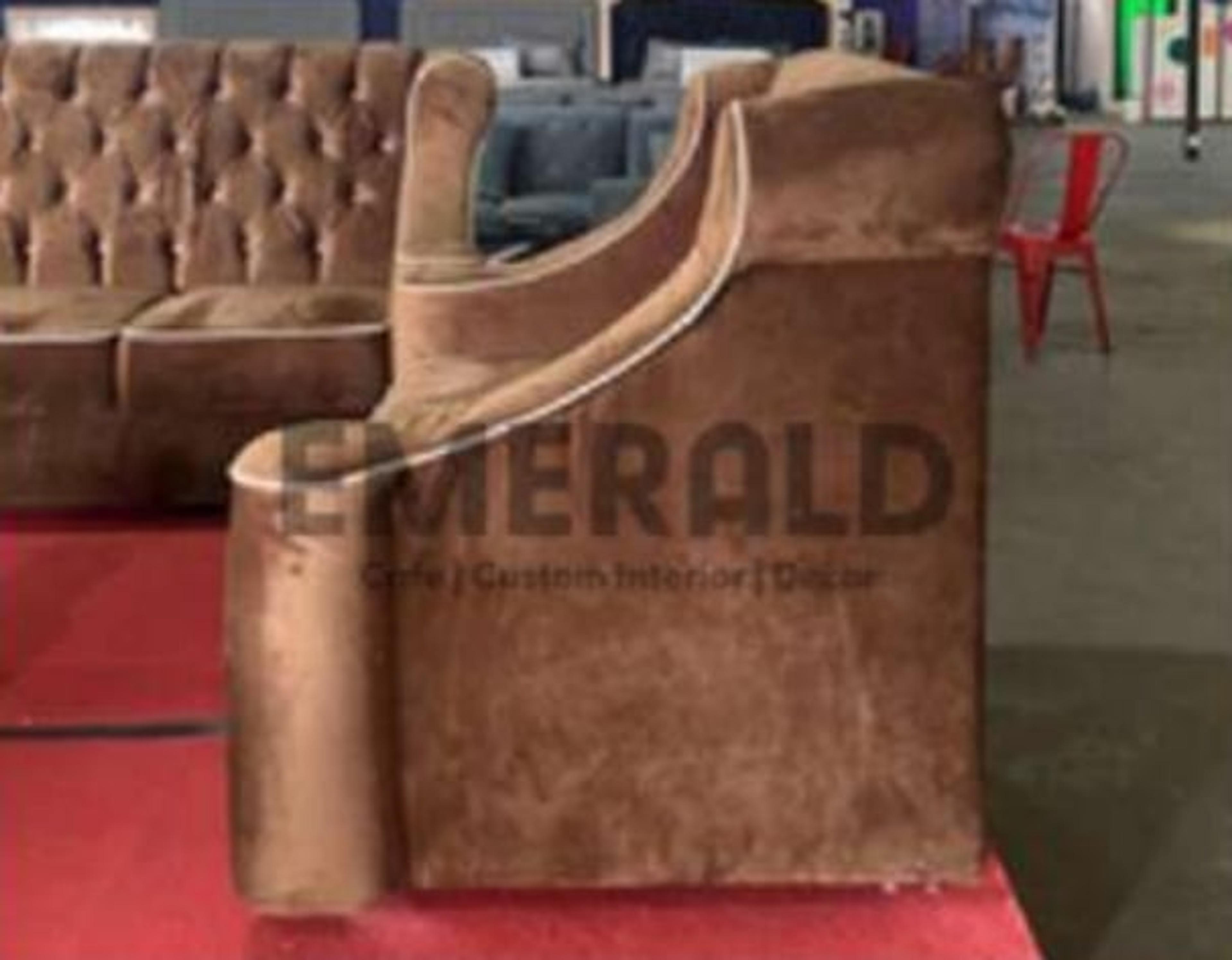 32 Stool Barcelona — Emerald Sofa