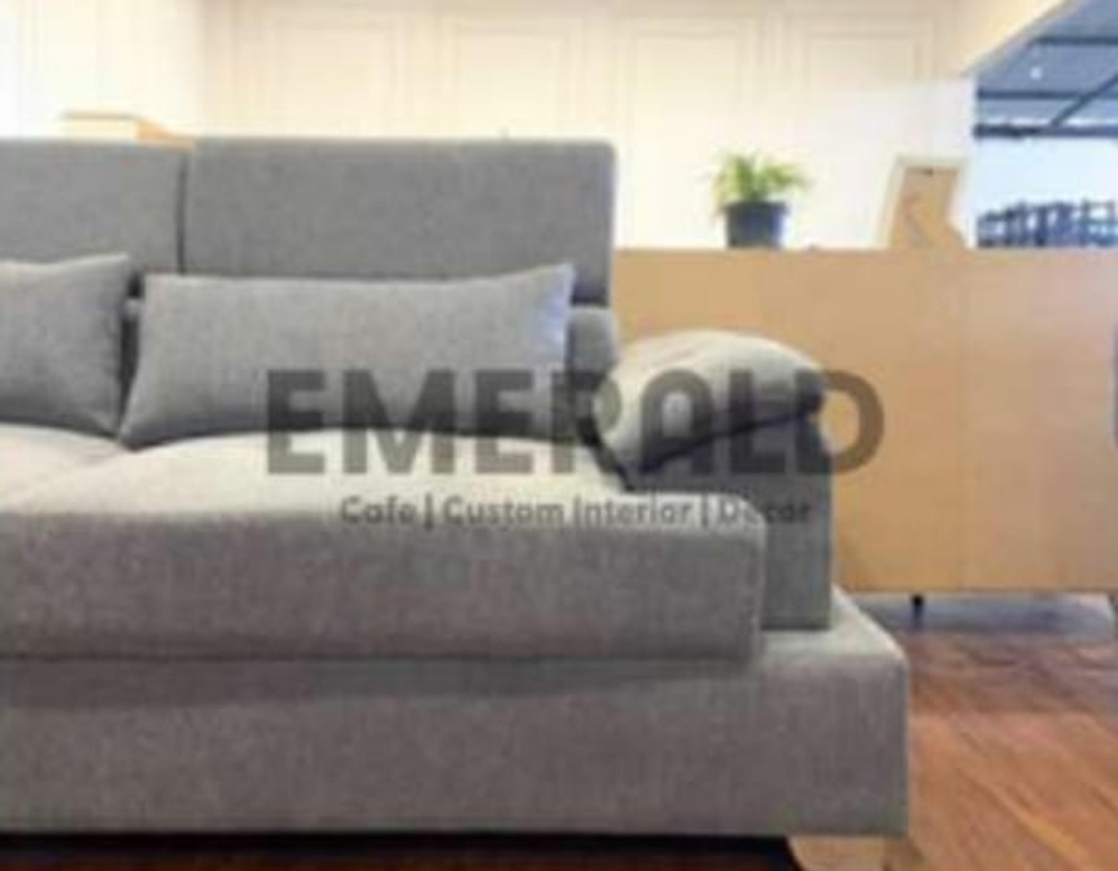 Sudut Montecarlo — Emerald Sofa