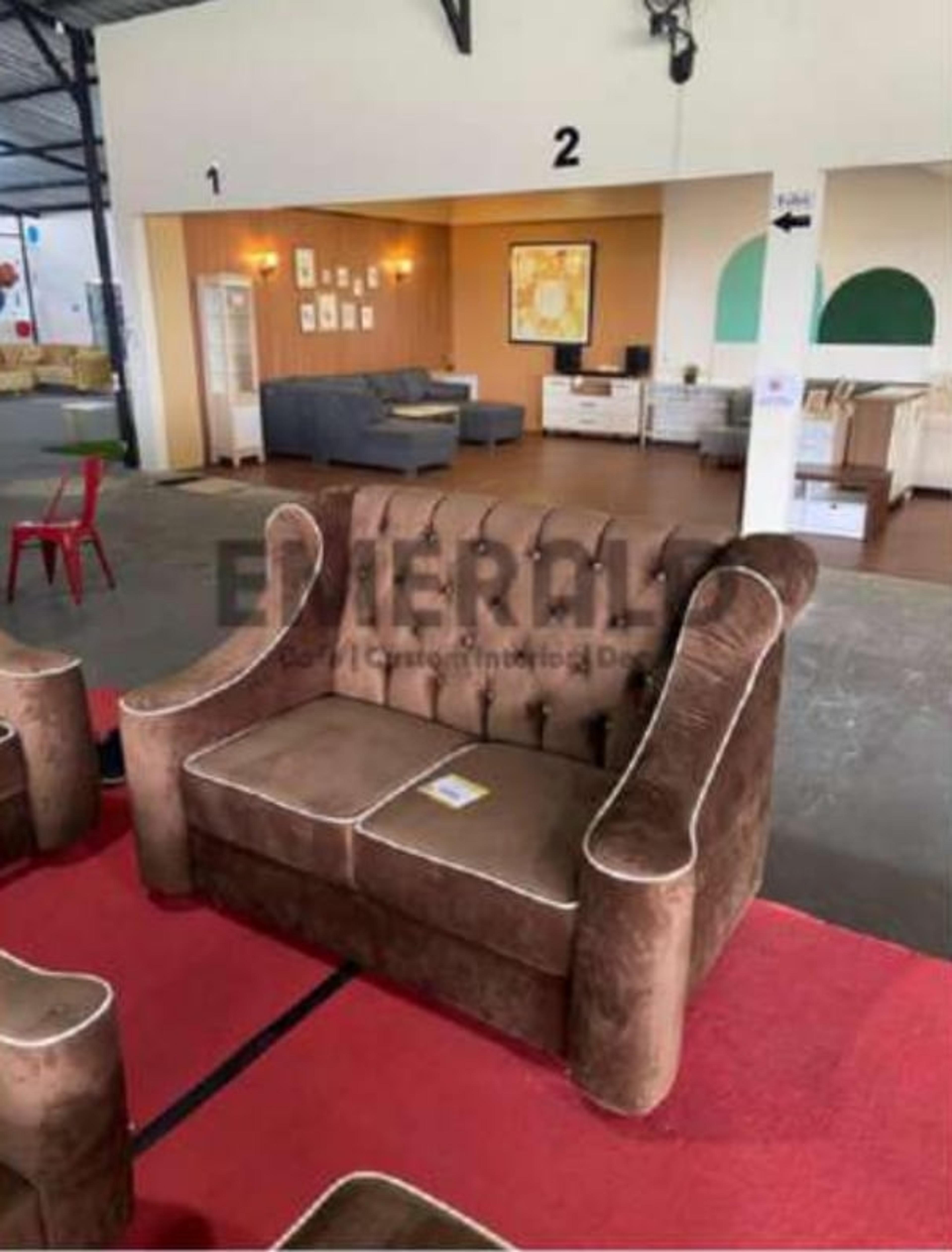 32 Stool Barcelona — Emerald Sofa