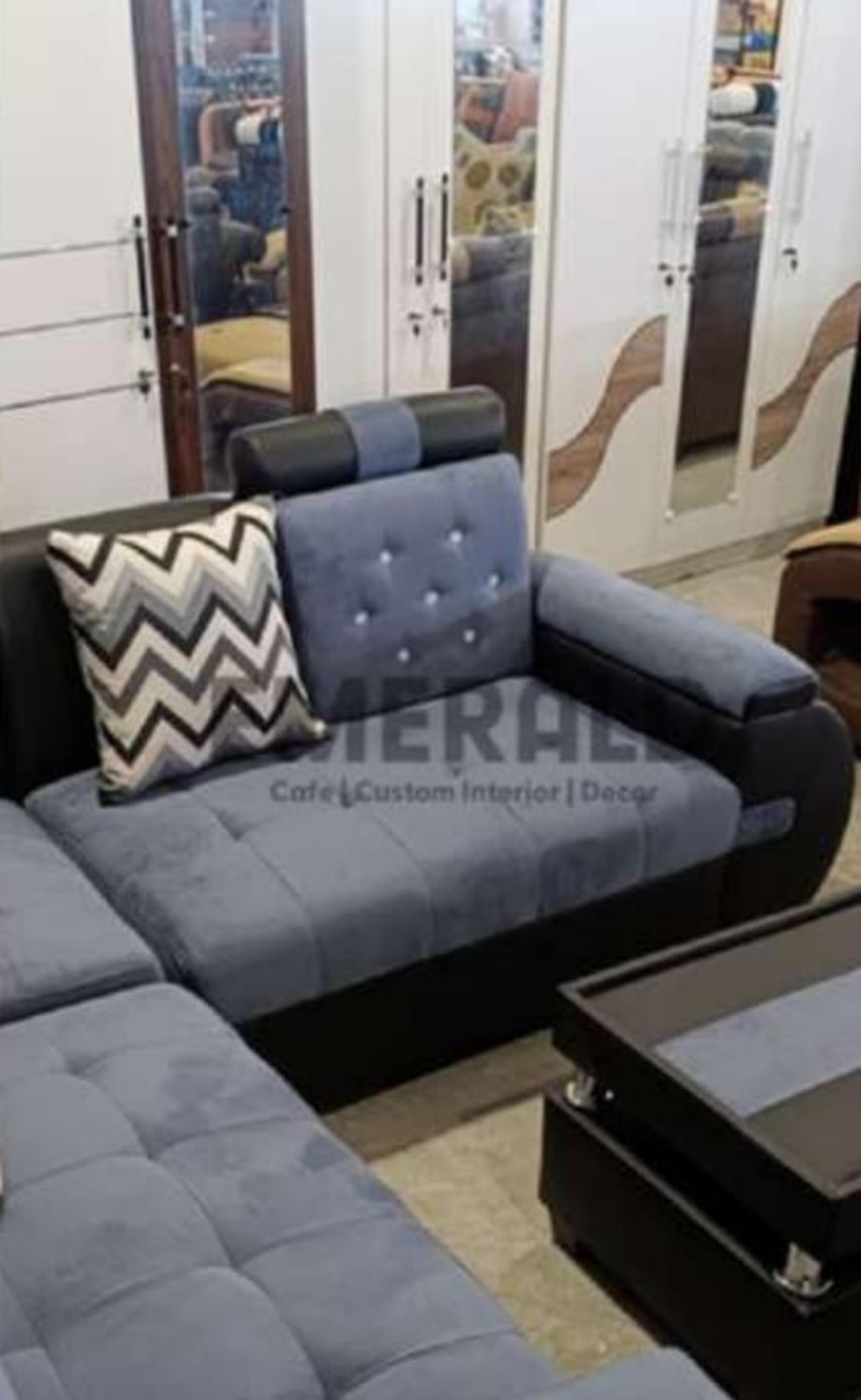 Sudut XO — Emerald Sofa