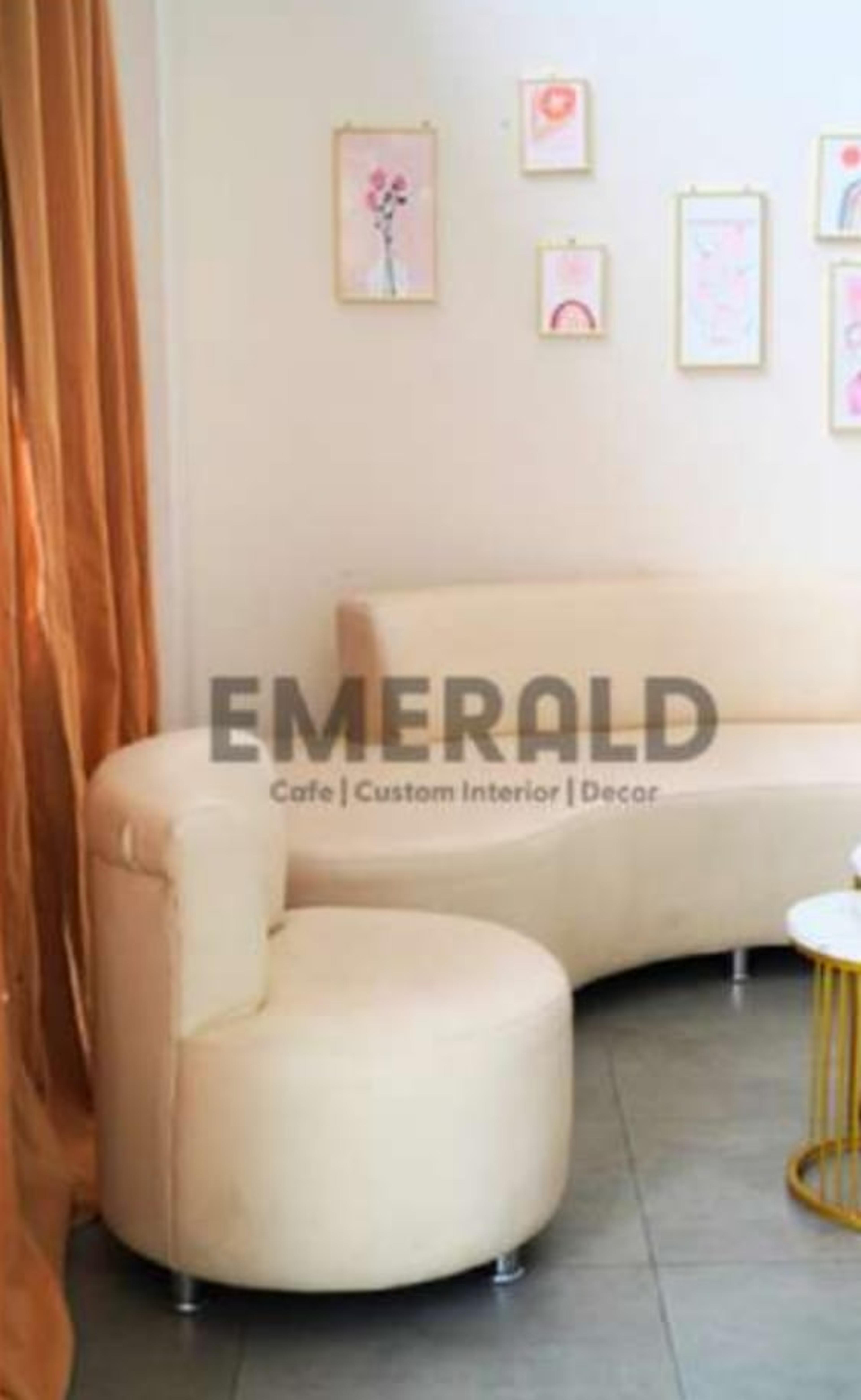 Sofa Donat — Emerald Sofa