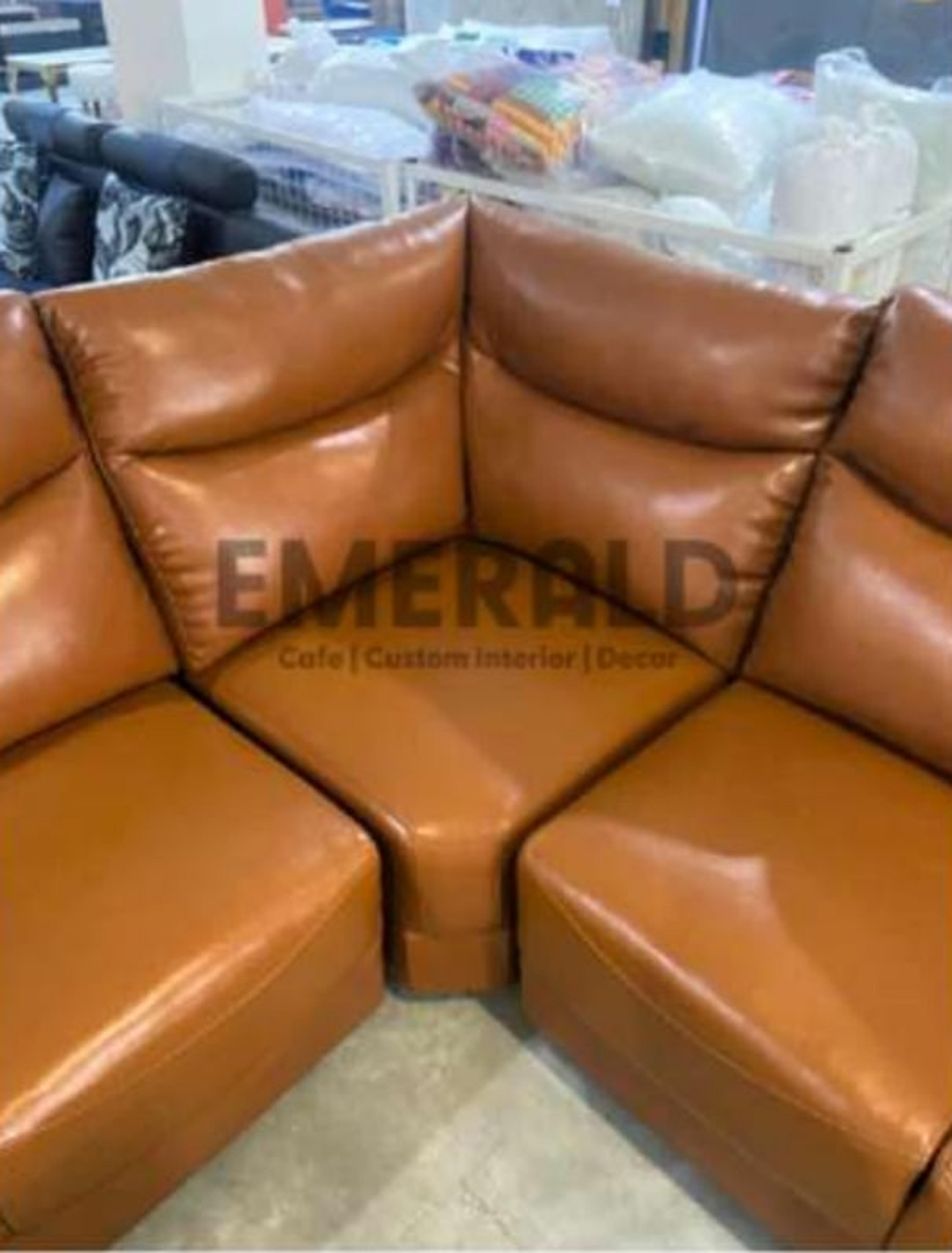 Sudut Verona — Emerald Sofa